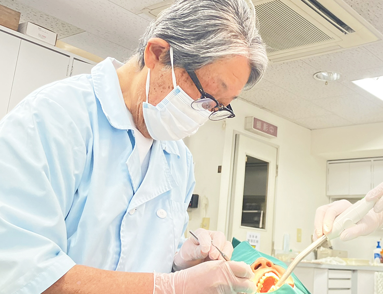 茗荷谷駅徒歩2分の歯医者｜佐藤歯科医院の歯周病治療